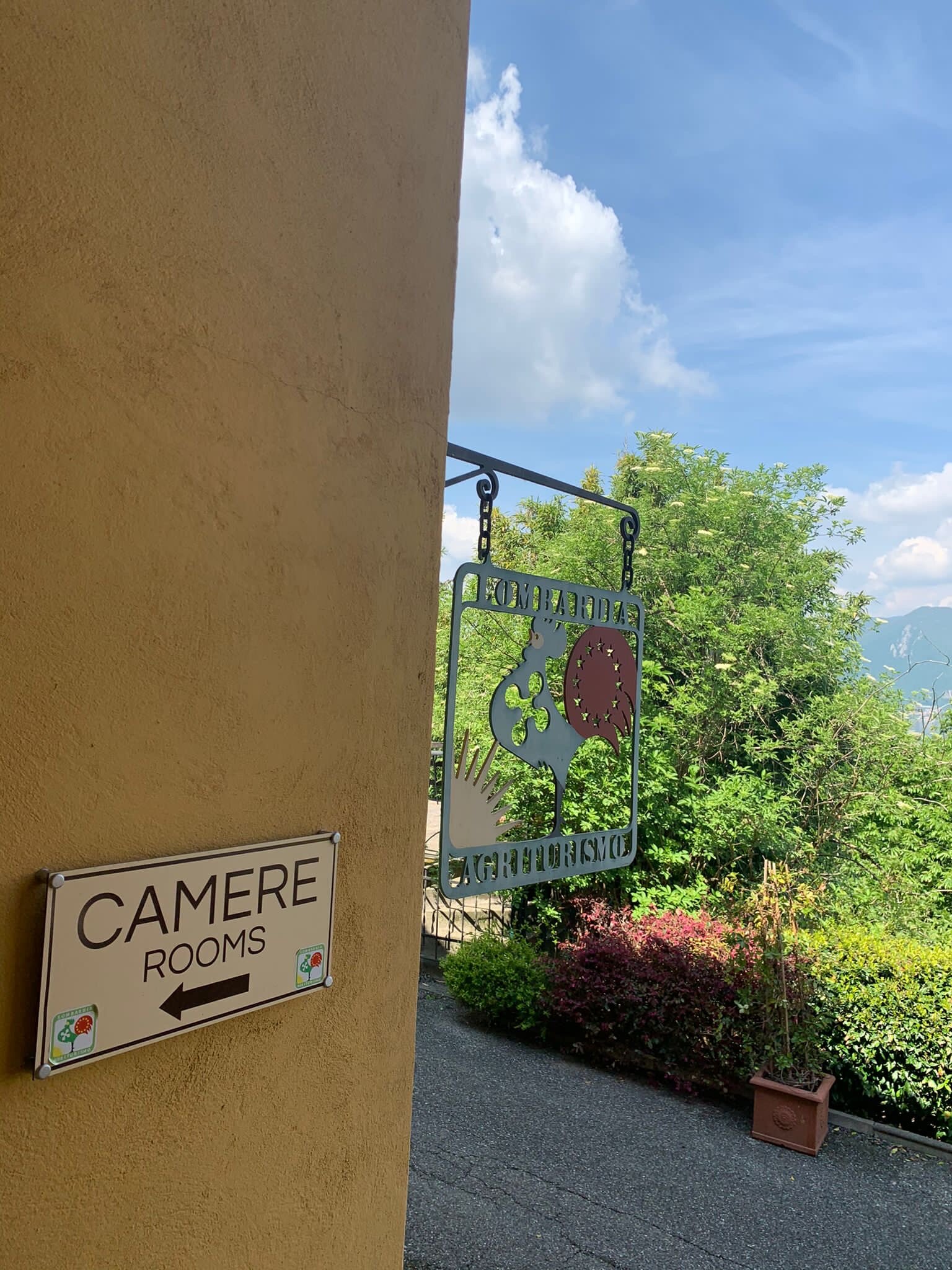 AGRITURISMO FOREST B&B - Prices & Farmhouse Reviews (Iseo, Italy)