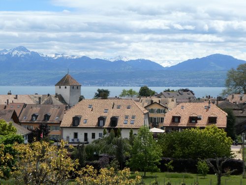 Morges review images