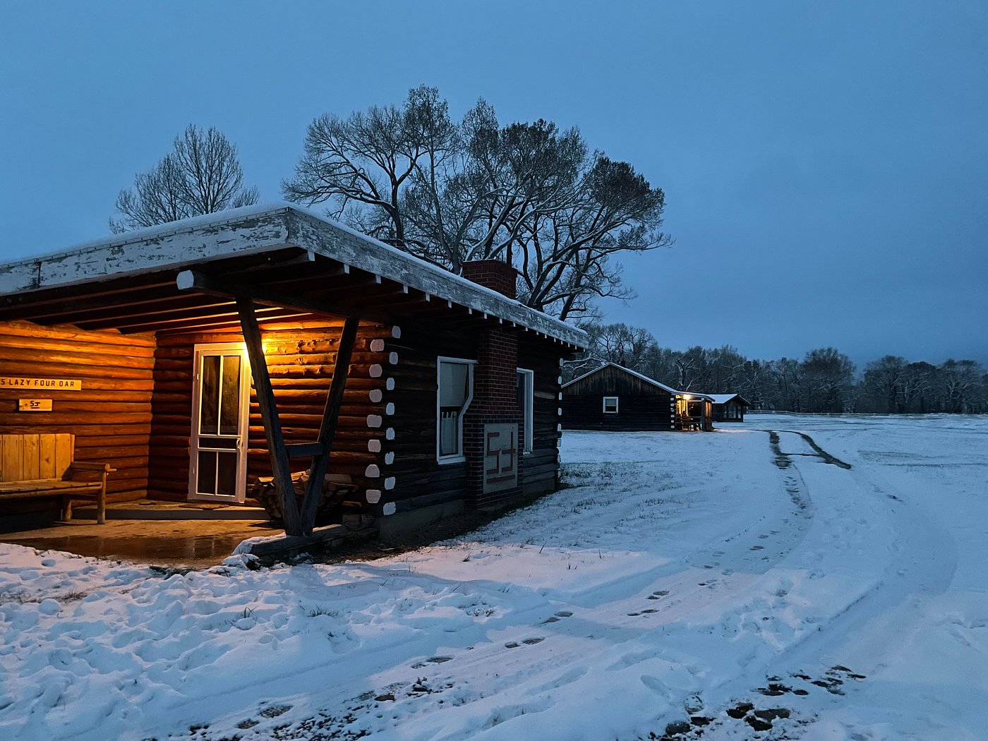 CIRCLE BAR GUEST RANCH - Updated 2024 B&B Reviews (Utica, MT)