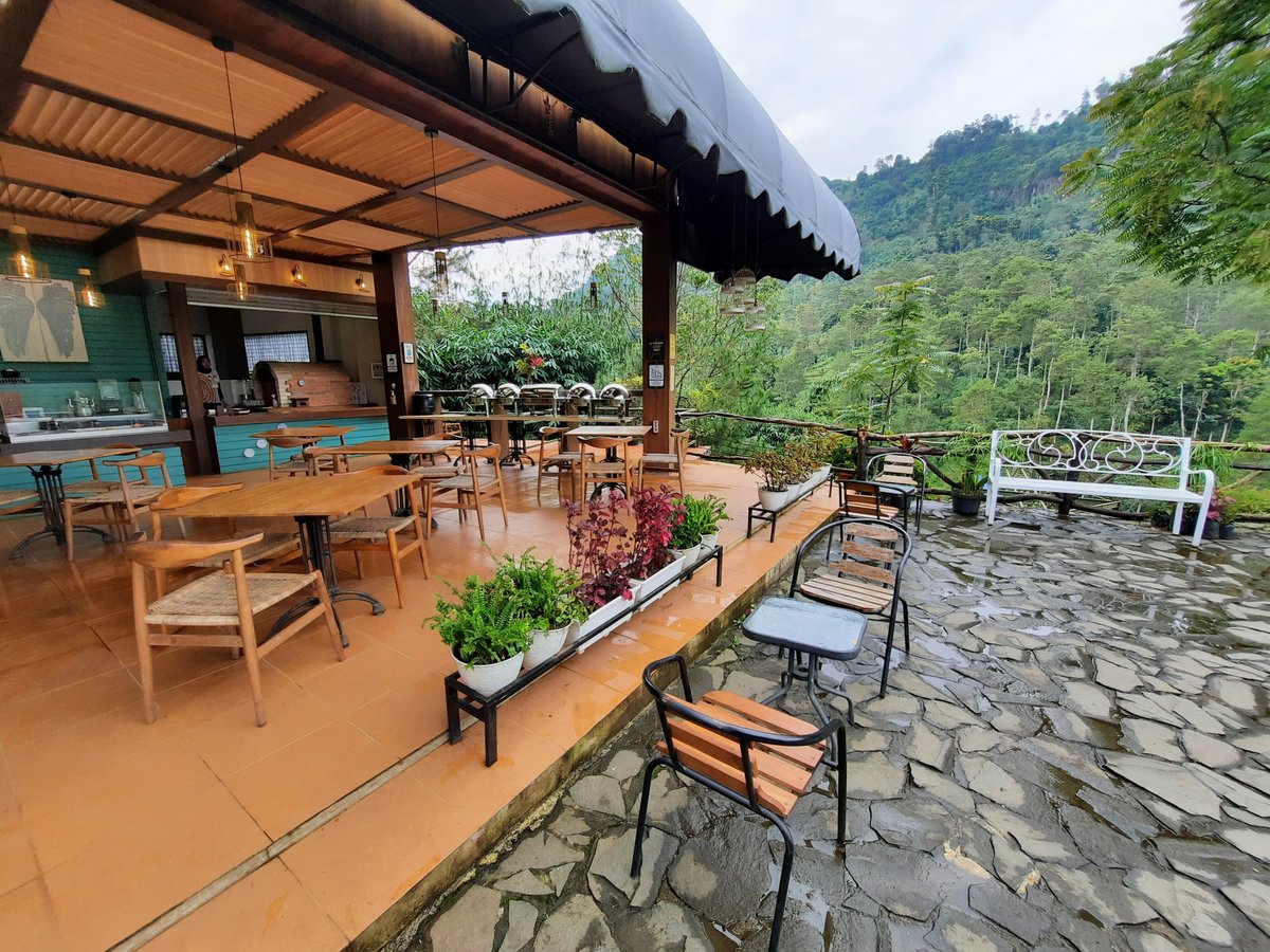 THE LODGE MARIBAYA - Prices & Specialty Resort Reviews - Lembang, Indonesia