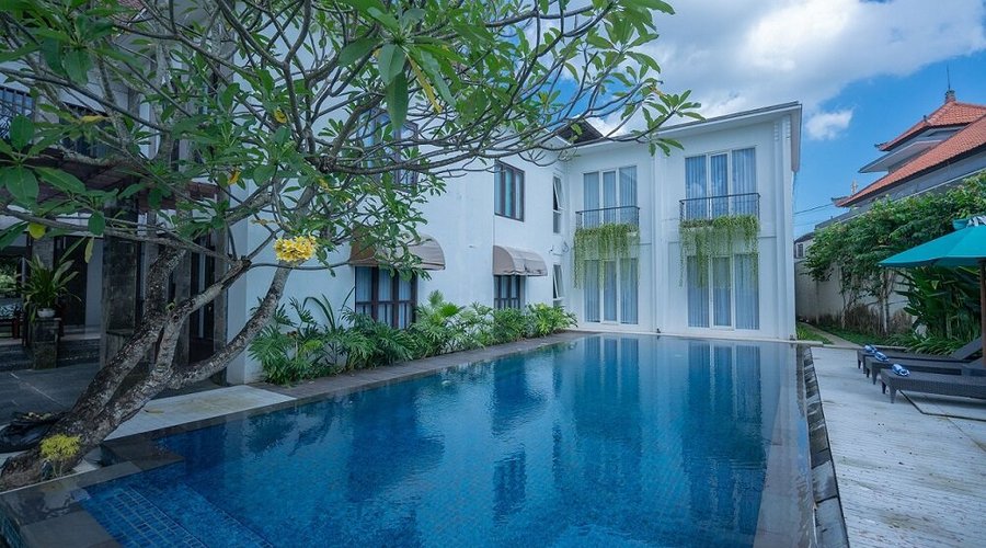 Umpadhi Canggu - Swimming Pool