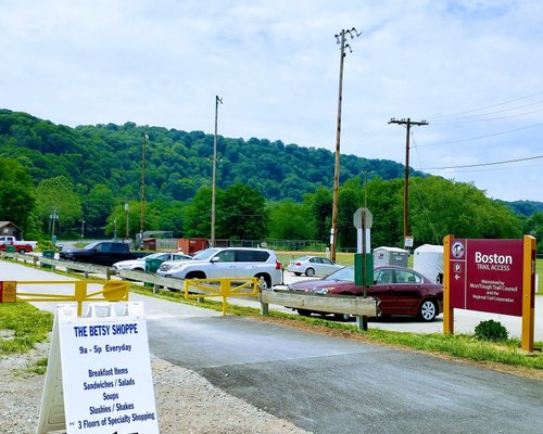 Parking - Boston - Great Allegheny Passage