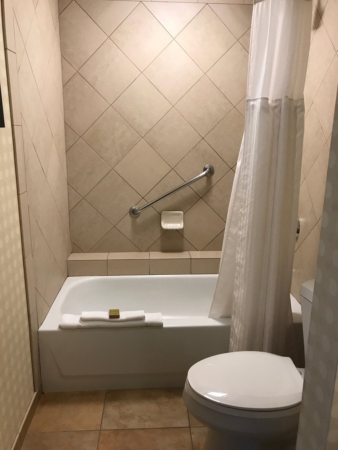 DOUBLETREE SUITES BY HILTON HOTEL BENTONVILLE - Updated 2024 Prices ...