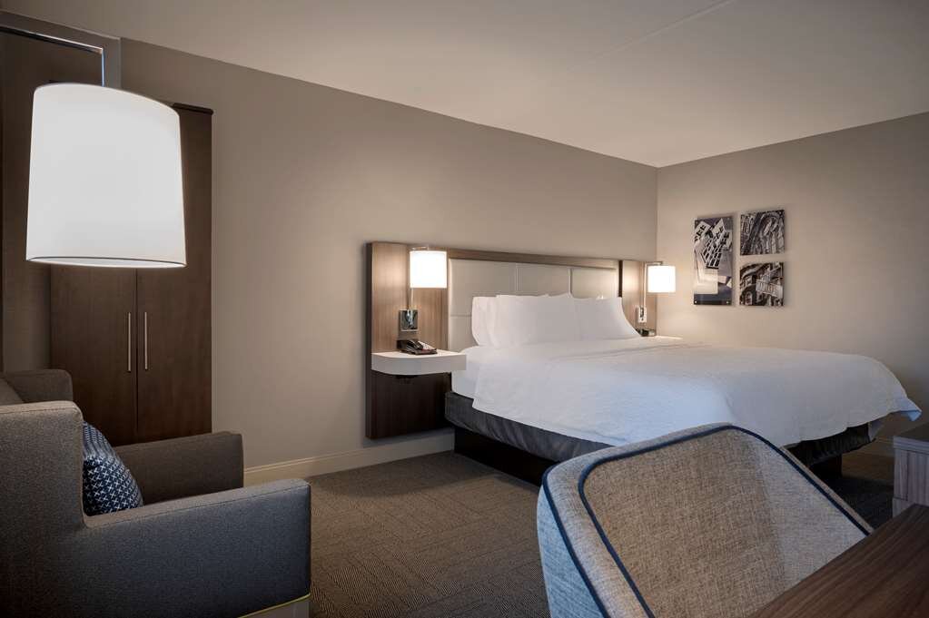 Hotel photo 19 of Hampton Inn Boston / Cambridge.