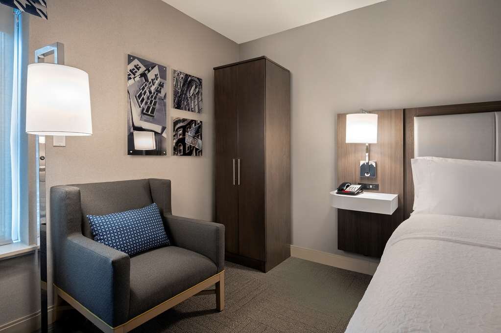 Hotel photo 41 of Hampton Inn Boston / Cambridge.