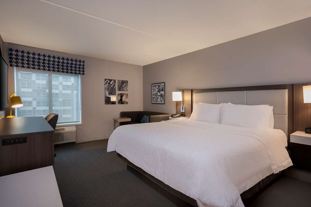 Hotel photo 15 of Hampton Inn Boston / Cambridge.