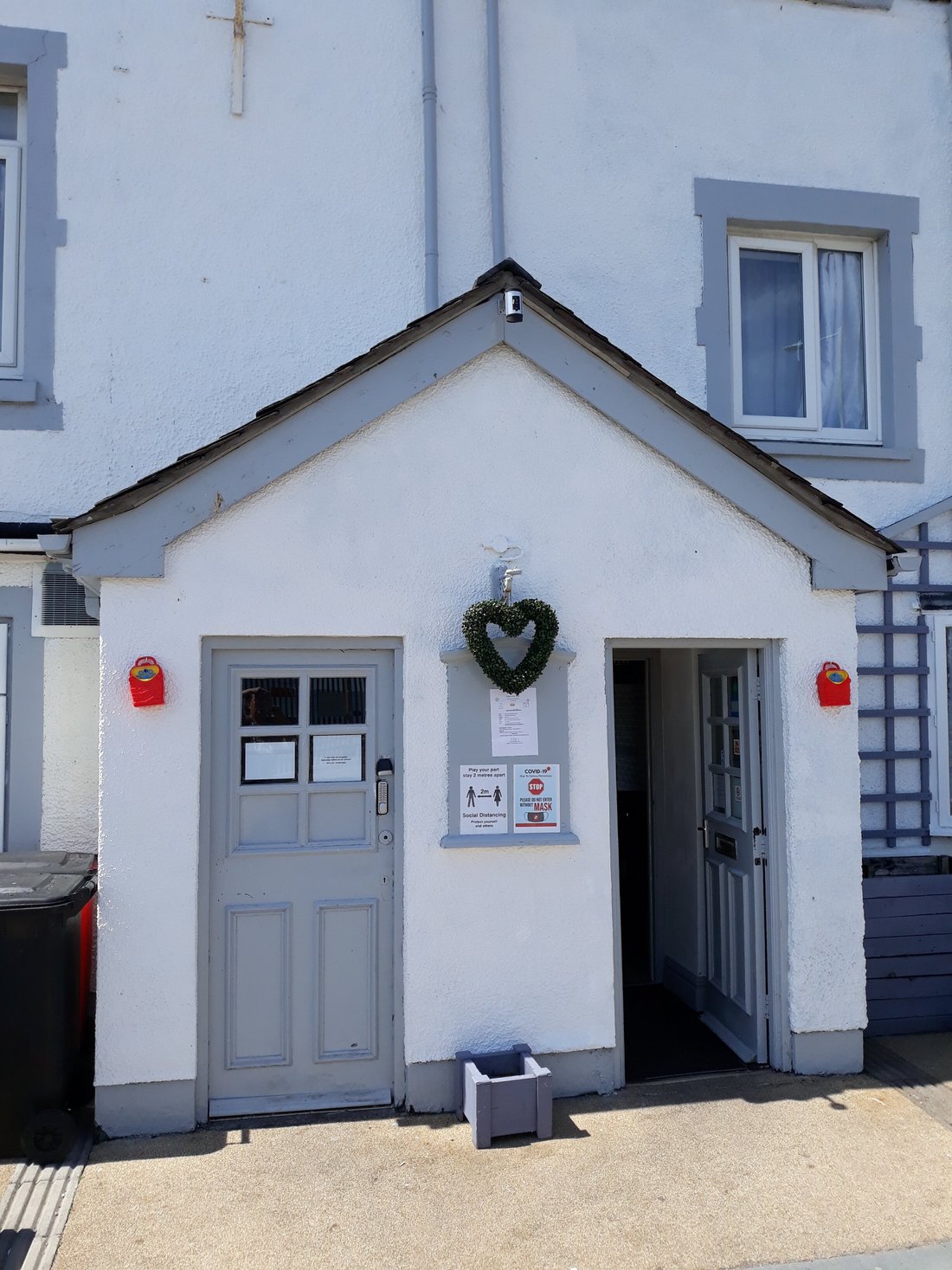 W KINGS ARMS - Specialty Inn Reviews (Holyhead, Wales)