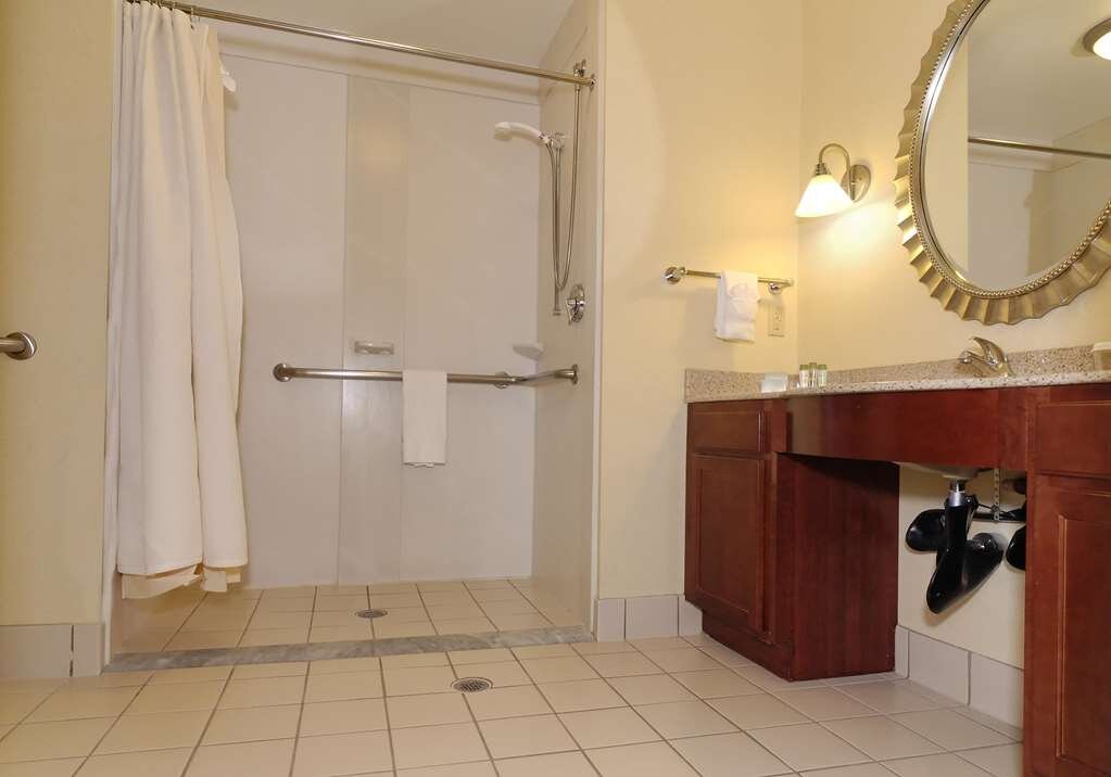 Hotel photo 16 of Embassy Suites by Hilton Dulles North Loudoun.