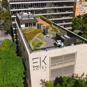 EK Hotel Facade