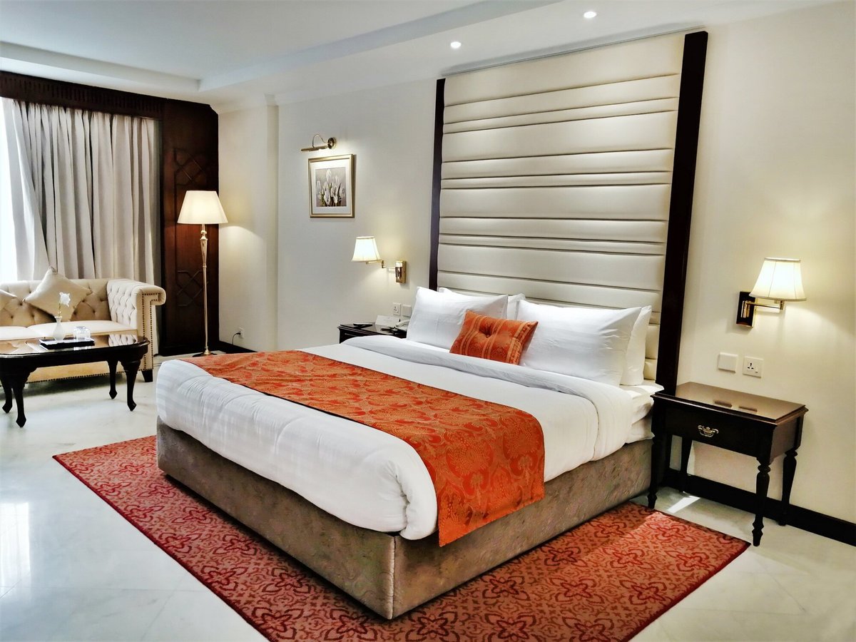 Hotel In Isb