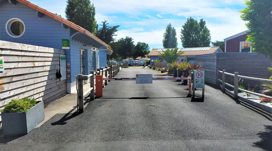Entrée Camping