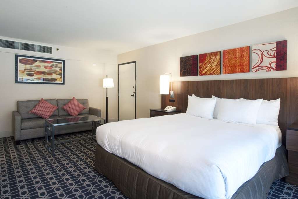 Hotel photo 40 of Hilton Palm Springs.