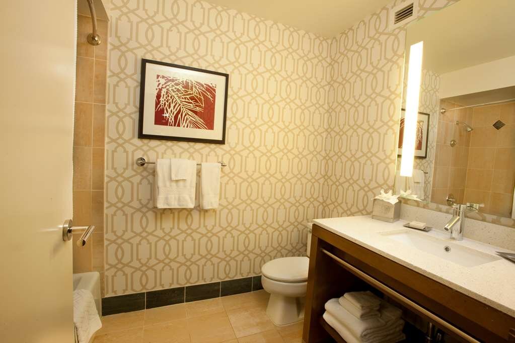 Hotel photo 3 of Hilton Palm Springs.