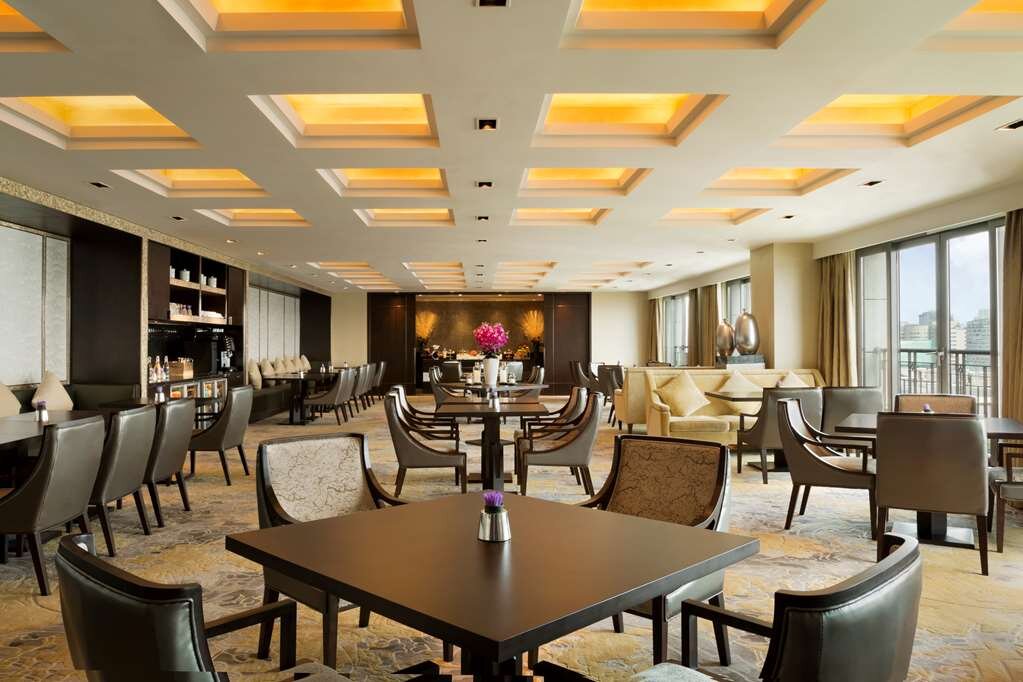 Hotel photo 40 of Midtown Shangri-La, Hangzhou.