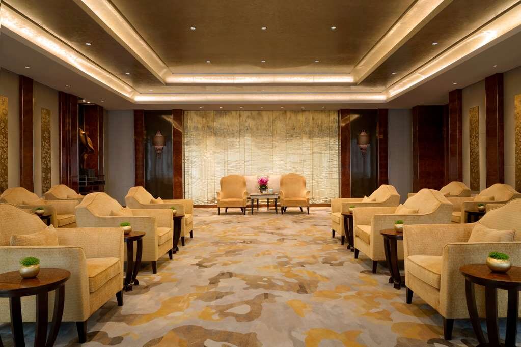 Hotel photo 23 of Midtown Shangri-La, Hangzhou.