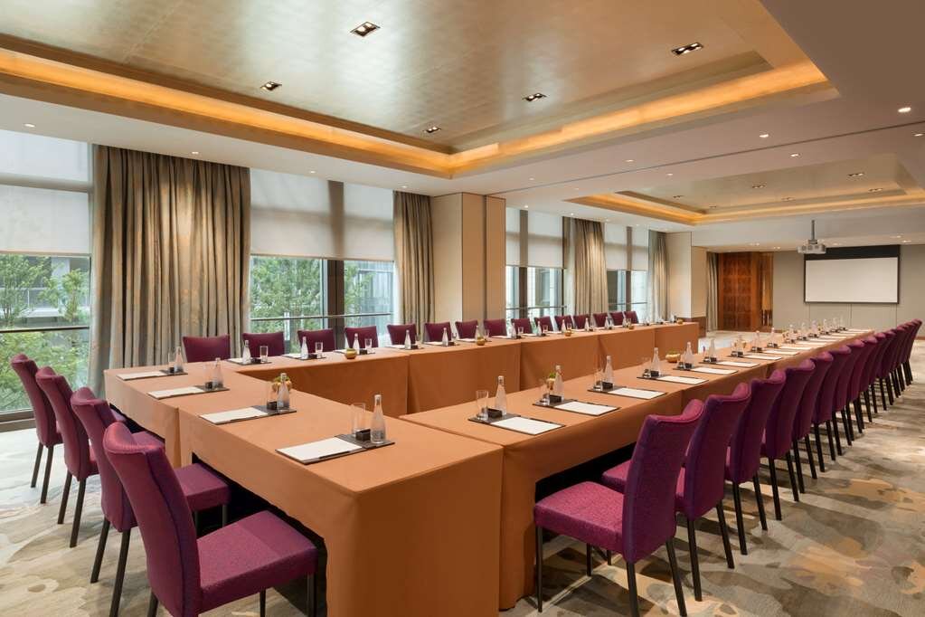 Hotel photo 63 of Midtown Shangri-La, Hangzhou.