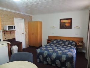Room & Suite