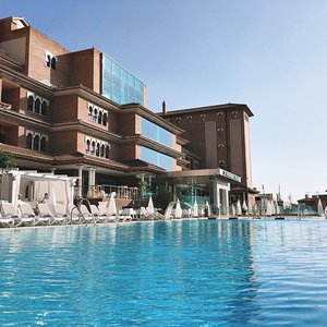 640693 Pool