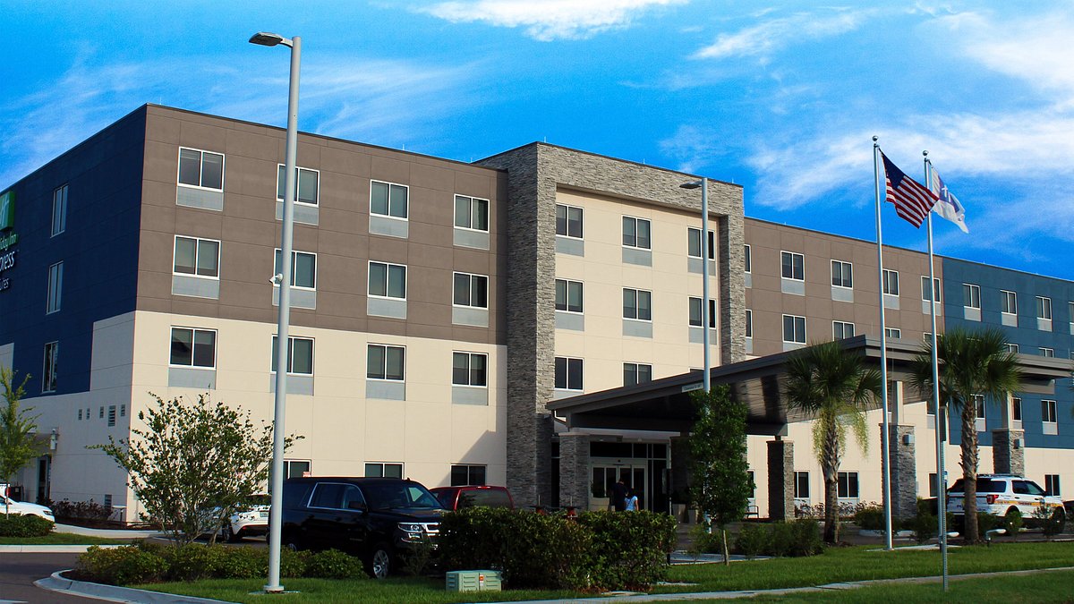 Holiday Inn Express &amp; Suites Jacksonville W - I295 And I10, an IHG Hotel, hotel in Jacksonville