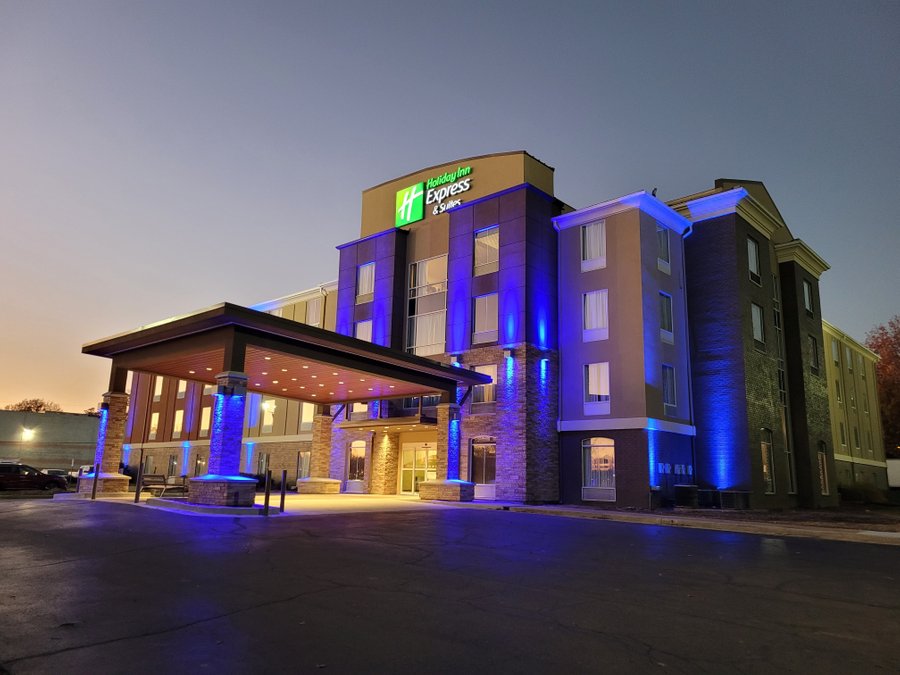 HOLIDAY INN EXPRESS HOTEL & SUITES STARKVILLE $104 ($̶1̶2̶9̶) - Updated ...