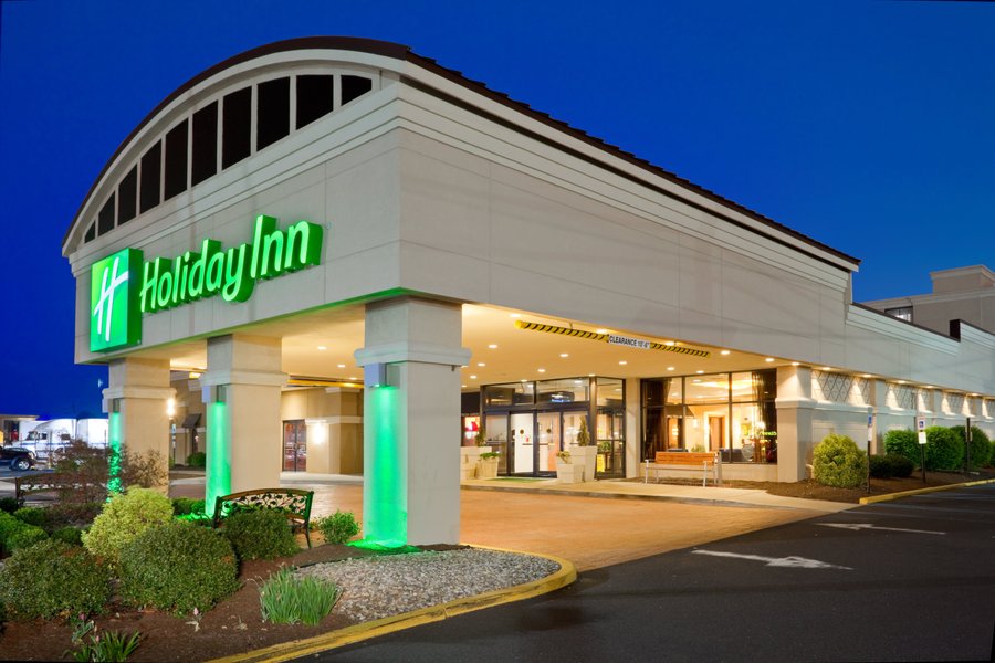 HOLIDAY INN SOUTH PLAINFIELD-PISCATAWAY, AN IHG HOTEL - UPDATED 2021 ...