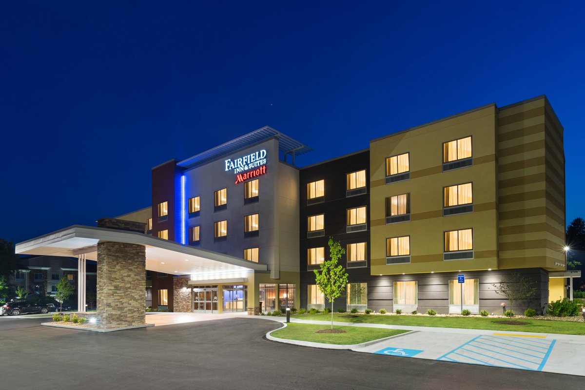 FAIRFIELD INN & SUITES BELLE VERNON $109 ($̶1̶2̶1̶) - Updated 2022 ...