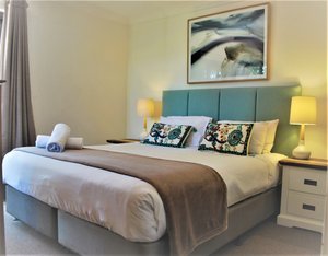 Room & Suite