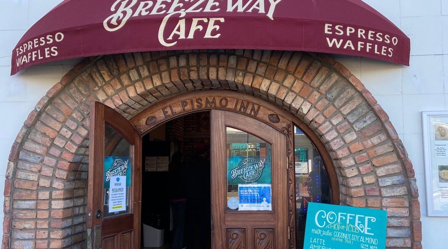 Breezeway Cafe