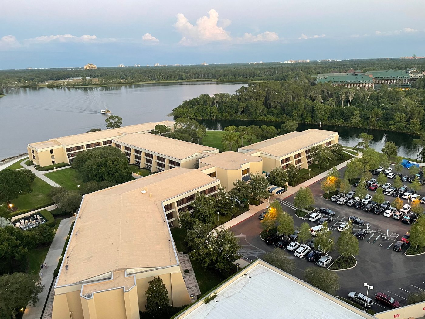 DISNEY'S CONTEMPORARY RESORT - Updated 2024 Prices & Hotel Reviews ...