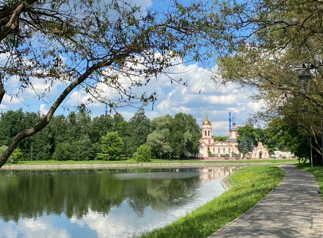 Храм Воздвижения Креста Господня в Алтуфьево, Москва - Tripadvisor