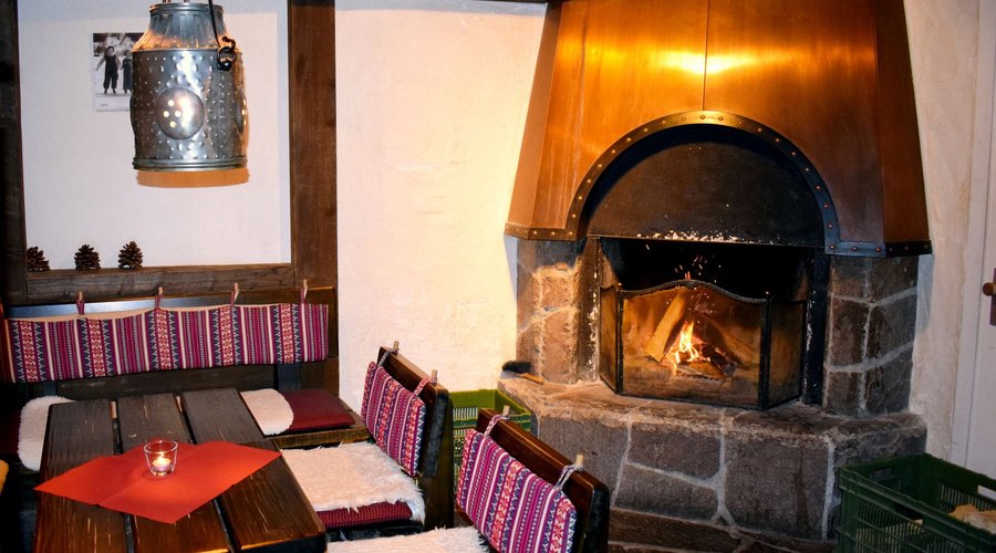 Hotel Bar with open fire