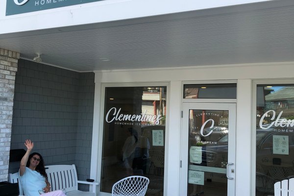 7 Rhode Island Ice Cream Spots to Hit Up this Summer - Rhode