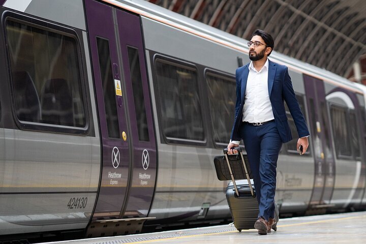 2023 Heathrow Express to or from London Paddington