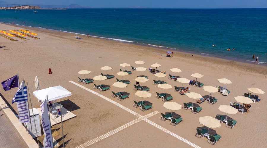 Irini restaurant ánd beach