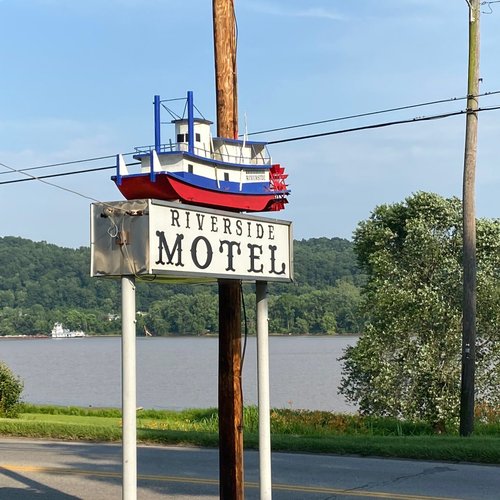 Riverside Motel image