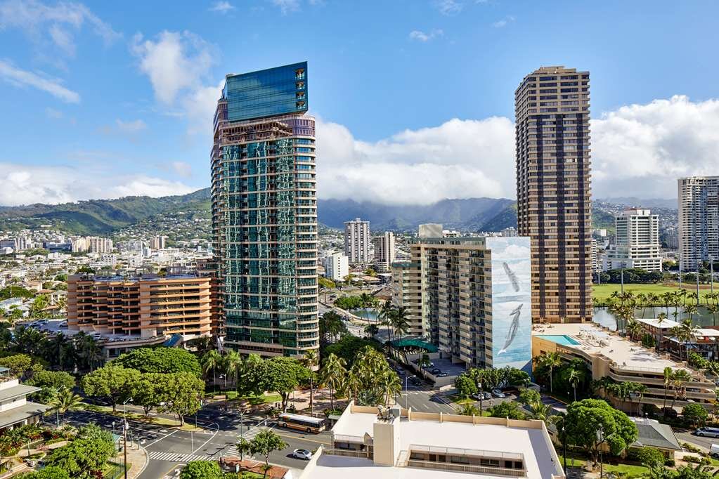Hotel photo 8 of DoubleTree by Hilton Hotel Alana - Waikiki Beach.