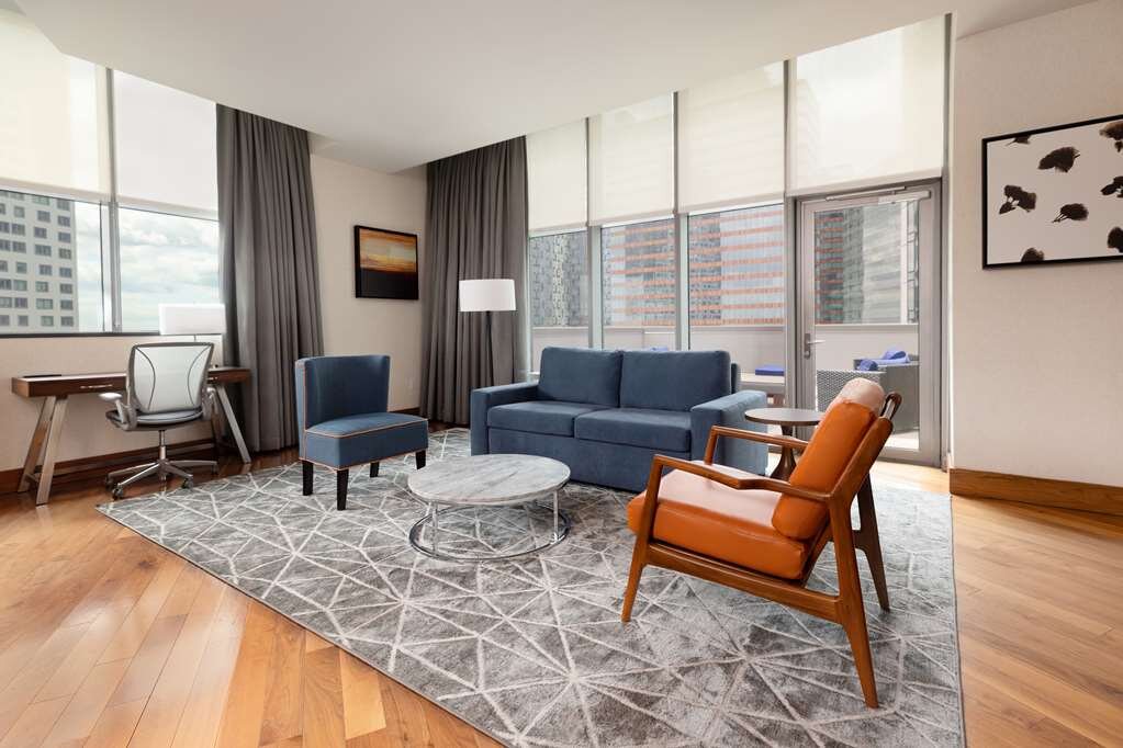 Hotel photo 1 of Hilton Garden Inn Long Island City New York.