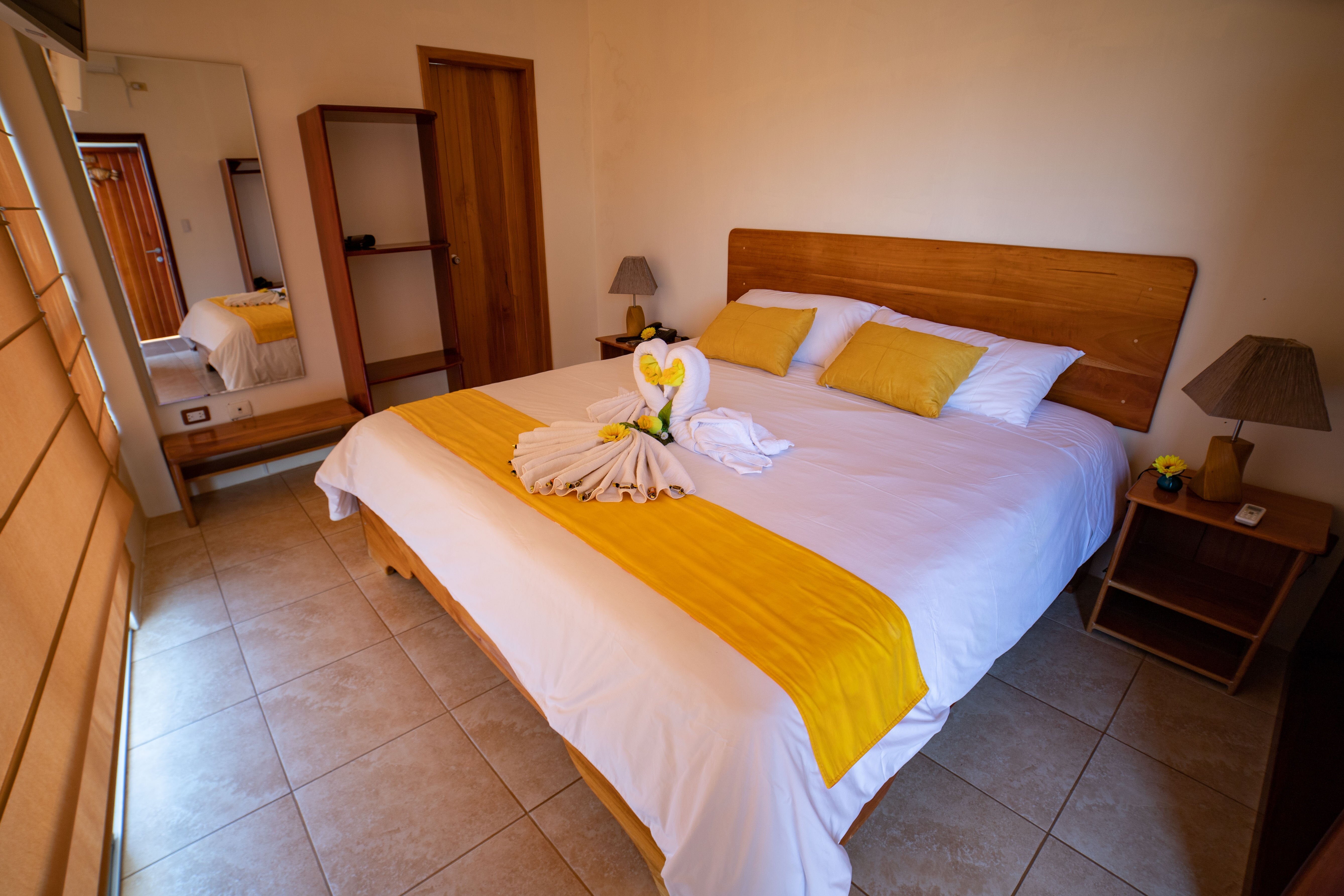 HOTEL ALBATROSS Updated 2024 Prices Galapagos Islands Puerto