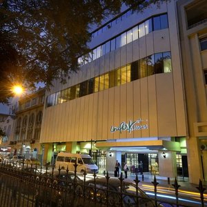 Exterior at Unipark Hotel
