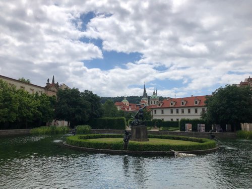 Prague duhoz review images