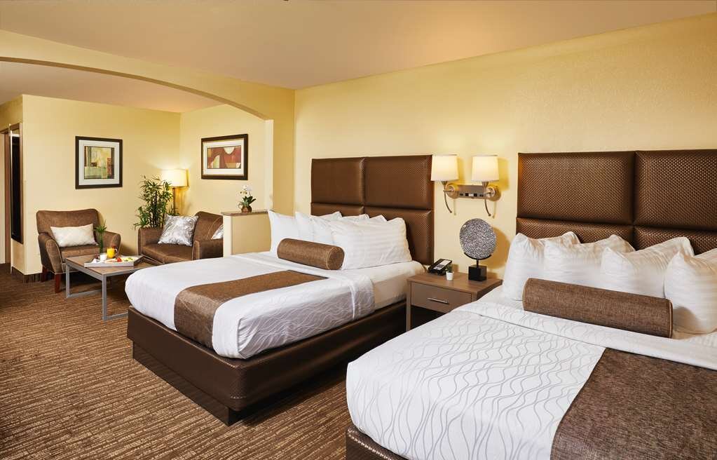 Hotel photo 15 of Best Western Plus Lewisville Flower Mound.