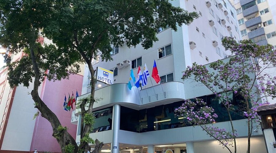 Fachada do hotel 
