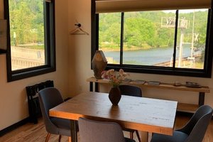 Room & Suite