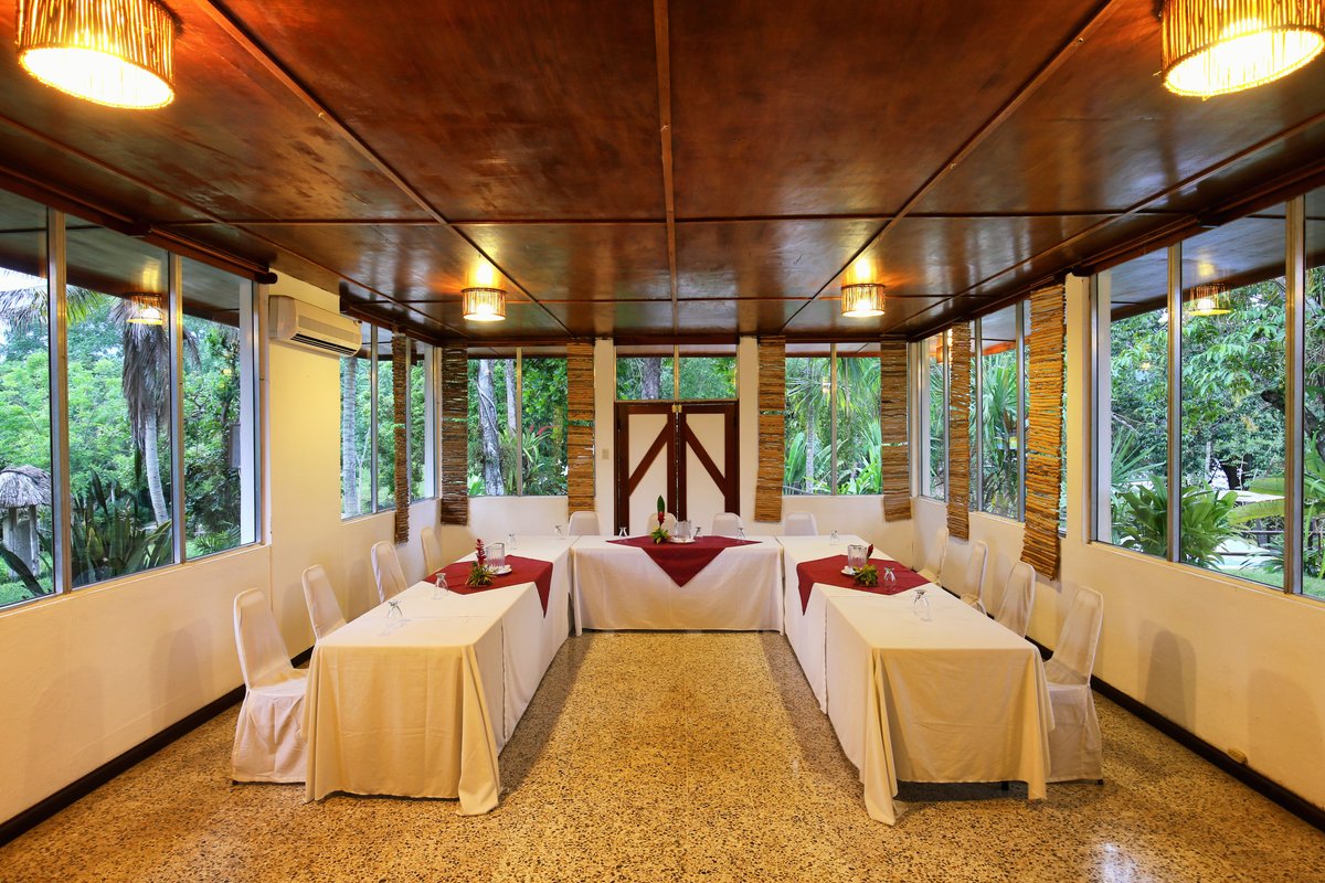 HOTEL VILLA MAYA - Updated 2022 (Guatemala/Santa Elena)
