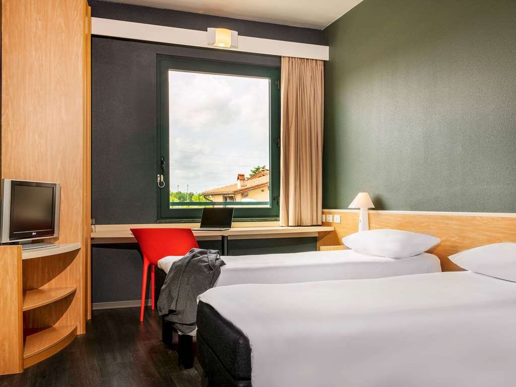 hotel ibis firenze prato est recensioni