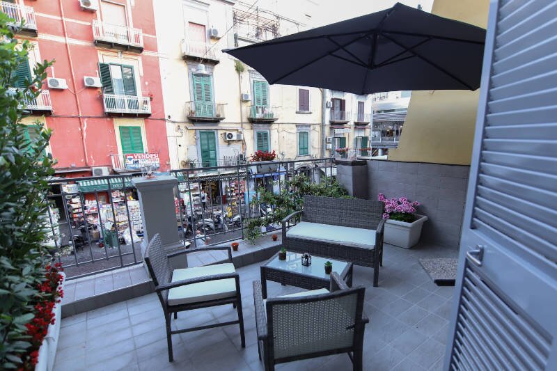 BED AND BREAKFAST MONTESANTO STATION B&B (Napoli): Prezzi 2022 E Recensioni