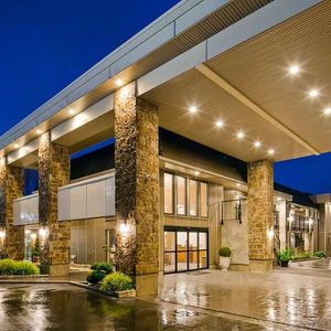 Best Western Plus Burnaby Hotel