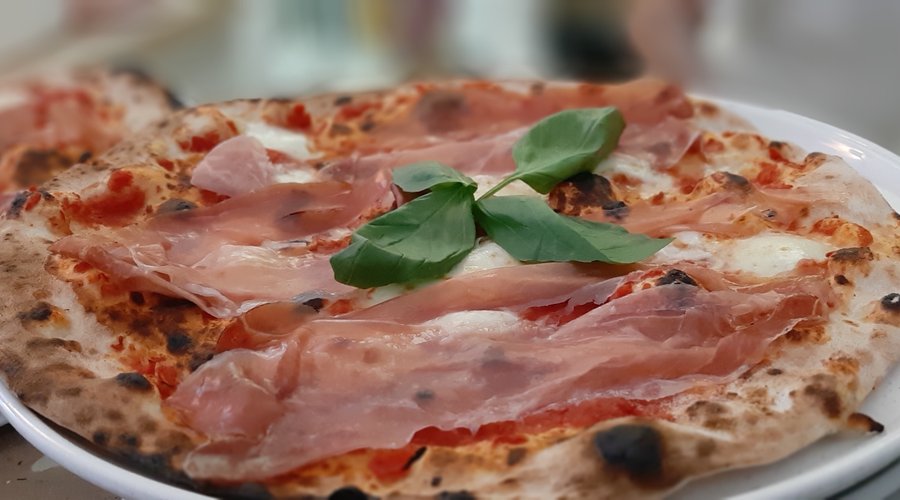 Margherita con crudo bontà infinita