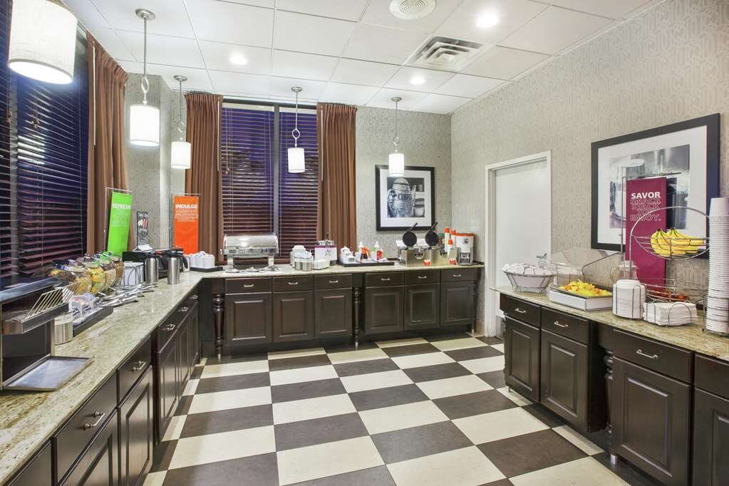 Hotel photo 26 of Hampton Inn Pittsburgh University/Medical Center.