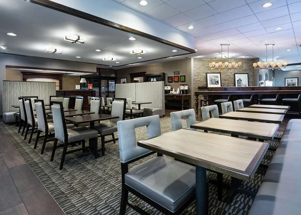 Hotel photo 6 of Hampton Inn Pittsburgh University/Medical Center.